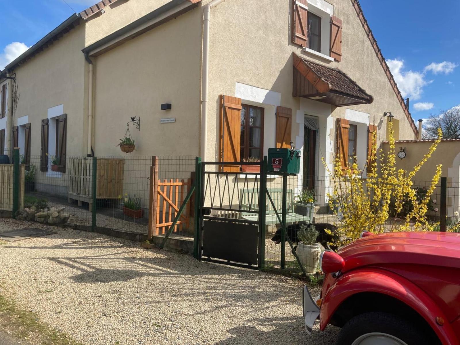 Chambres D' Hotes A Benaize Coulonges  Esterno foto